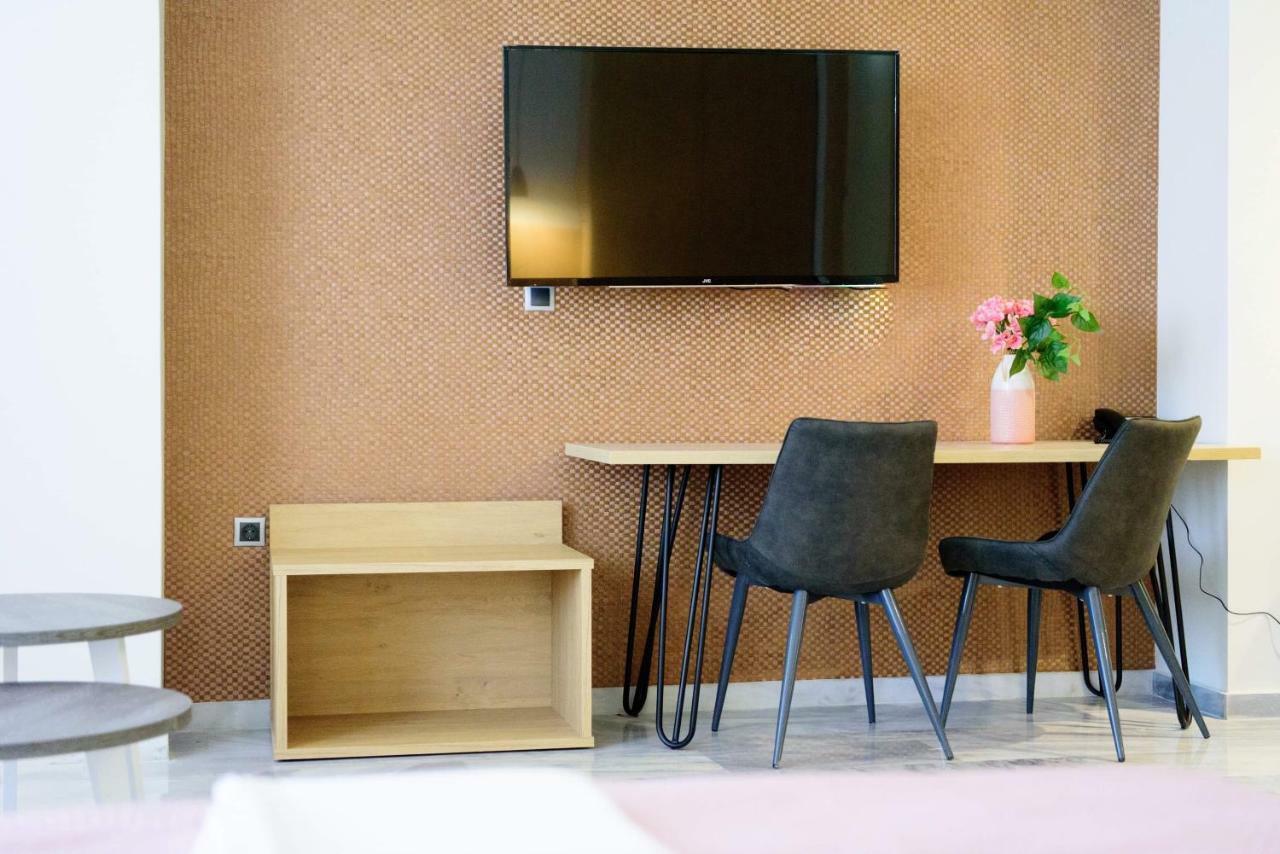 פיראוס Eva Apartments מראה חיצוני תמונה